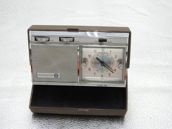 Working Vintage Metal Faced Westinghouse Travel Radio Alarm Clock
