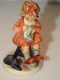 5 Inch Hummel Mothers Helper Figurine No Chips Or Cracks