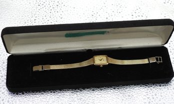 Lot # 95 Vintage Pulsar Ladies Watch