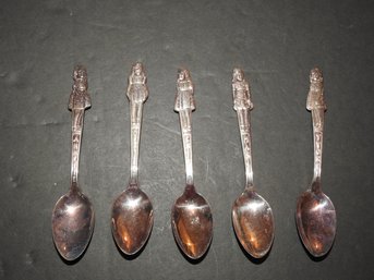 Old Silver Plated Dionne Quintuplets Spoon Set