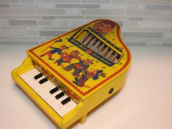 1950s Howdy Doody Toy Piano 16 Inch