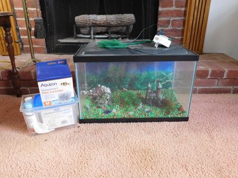 A 10 Gallon Fish Tank/Aquarium With Supplies