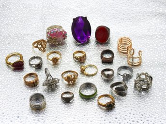 Estate Found Jewelry Ring Lot 10 Ring Sizes Are All Different
