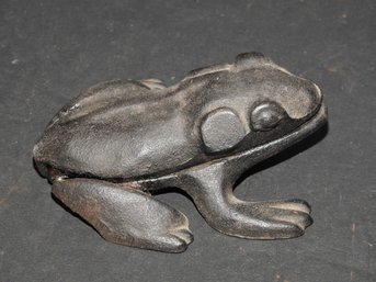 Old Cast Iron Frog Ashtray