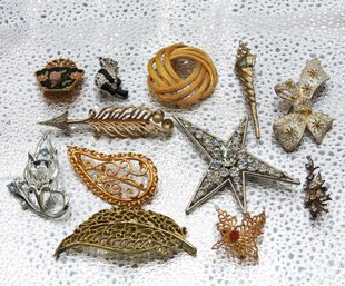 Lot # 182 Ladies Vintage  Pendant Pins