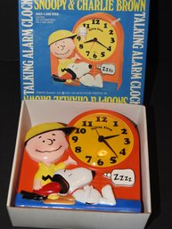 NOS 1974 Peanuts Charlie Brown & Snoopy Alarm Clock