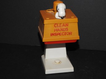 1966 Peanuts Snoopy Soap Dispenser Toy