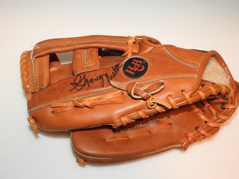 Signed Graig Nettles NY Yankees Louisville Slugger Baseball Glove No COA