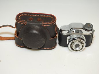 1960s 2 Inch Functional Camera With Case