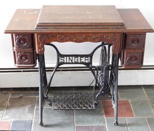 A Vintage Singer Model 27-4 Treadle Sewing Machine In Original Oak Cabinet, Cast Iron Base