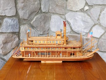 King Of The Mississippi Paddle Wheel River Steamer 3D Boat Model - Look At The Details!!