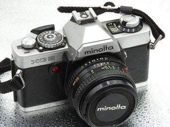 Vintage 35mm Minolta XG 9 Camera