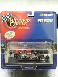 1990s Dale Earnhardt 1/64 Nascar Pit Scene Diecast Car