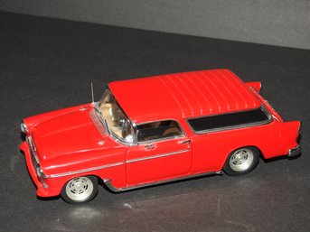 Danbury Mint 1955 Chevy Nomad Street Machine 1/24 Diecast Car