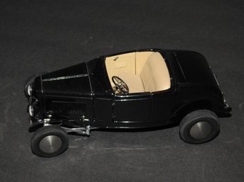 Danbury Mint 1932 Ford Deuce Highboy 1/24 Diecast Car