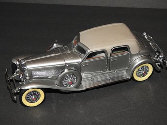 Franklin Mint 1933 Duesenberg SJ 1/24 Diecast Car