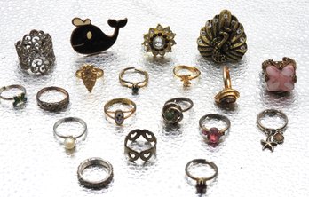 Lot 3 Of Estate Found Jewelry Rings All Different Sizes