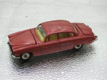 Vintage Corgi 1/43 Jaguar Diecast Car