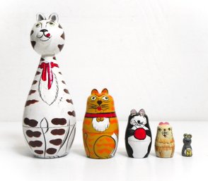 Bits & Pieces, Cleo And Friends- Cat Nesting Dolls