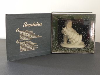 1991 Snowbabies- I'll Put Up The Tree- NOS