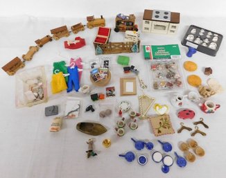 A Large Lot Of Miscellaneous Doll-house Sized Accessories & Furniture