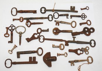 Huge Metal Antique Skeleton Key Lot
