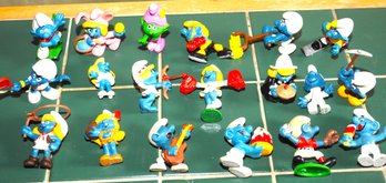 Big Lot Of 1970s Peyo Smurf Figure Toys