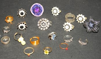 Estate Found Jewelry Ring Lot #7 All Rings Different Sizes
