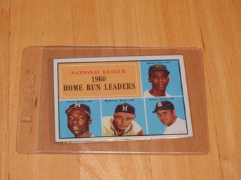 1960 Topps Hank Aaron Baseball Card