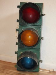 Working Vintage Full Size Metal Eagle Signal Traffic Light