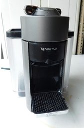 A DeLonghi Nespresso Vertuo Coffee / Espresso Machine 54 Oz In Titan Gray Model ENV135T