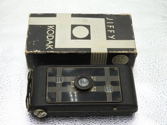 Antique Kodak Jiffy Camera With Original Box