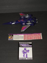 1980s Hasbro GEN-1 CYCLONUS Transformers Toy