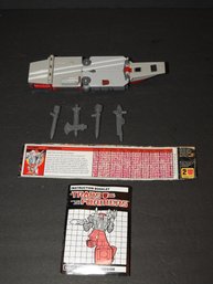 1980s Hasbro GEN-1  BROADSIDE Transformers Toy