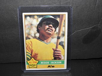 1976 Topps Reggie Jackson Baseball Card