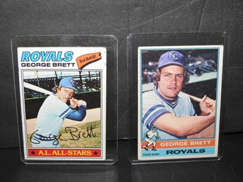 Lot Of 1970s HOFer George Brett Baseball Cards