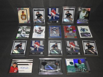 Big Lot Of Authentic AUTOGRAPHED Football & Baseball Cards