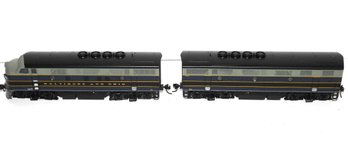 Vintage HO Scale Baltimore & Ohio Train Engine And Car