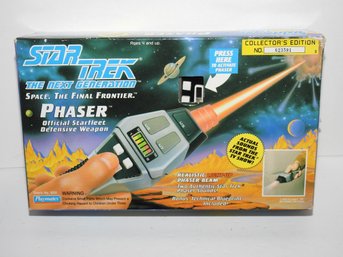 1992 Star Trek Phaser Toy In Box