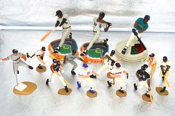 Huge Lot Of 1993 Baseball Player Figures Griffey Thomas & More