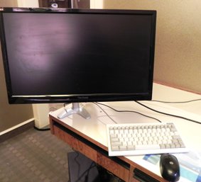 View Sonic 1080P LED Monitor On Ergotron Articulating Arm Mount With  Keyboard And HP Mouse (cream)