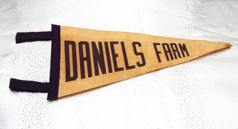 1950s Daniels Farms Felt Pennant Banner