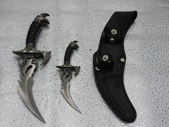 Very Sharp Set Of 2 Fantasy Knife With Sheath