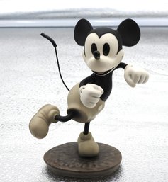 High End Walt Disney Collection Retired Mickey Mouse Figurine With Box With COA