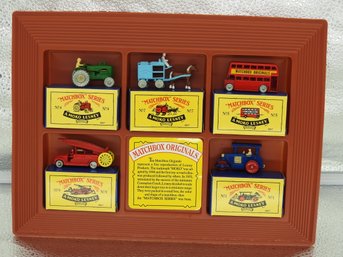 Moko Lesney Matchbox Display With Cars