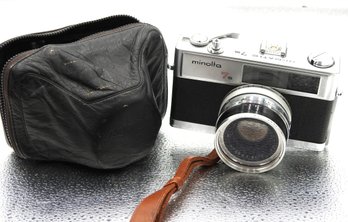Vintage Minolta Hi Matic 7 35mm Camera