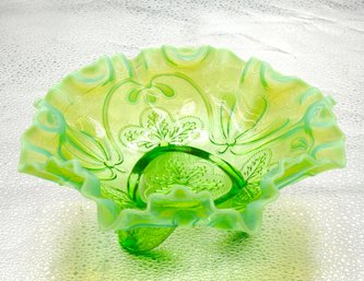 G75 Early Fenton Green Opalescent Dish