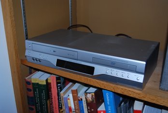 Toshiba VHS & DVD Player