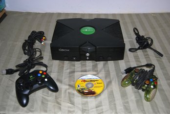 Original Xbox With 2 Controllers