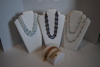 Vintage Women's Costume Jewelry